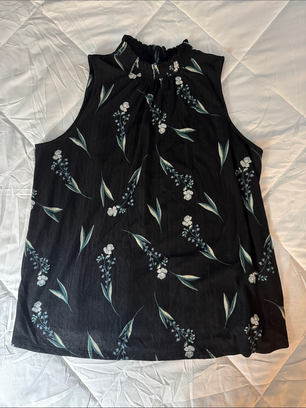 Apt. 9 Black Floral Mock Neck Sleeveless Top Sz L